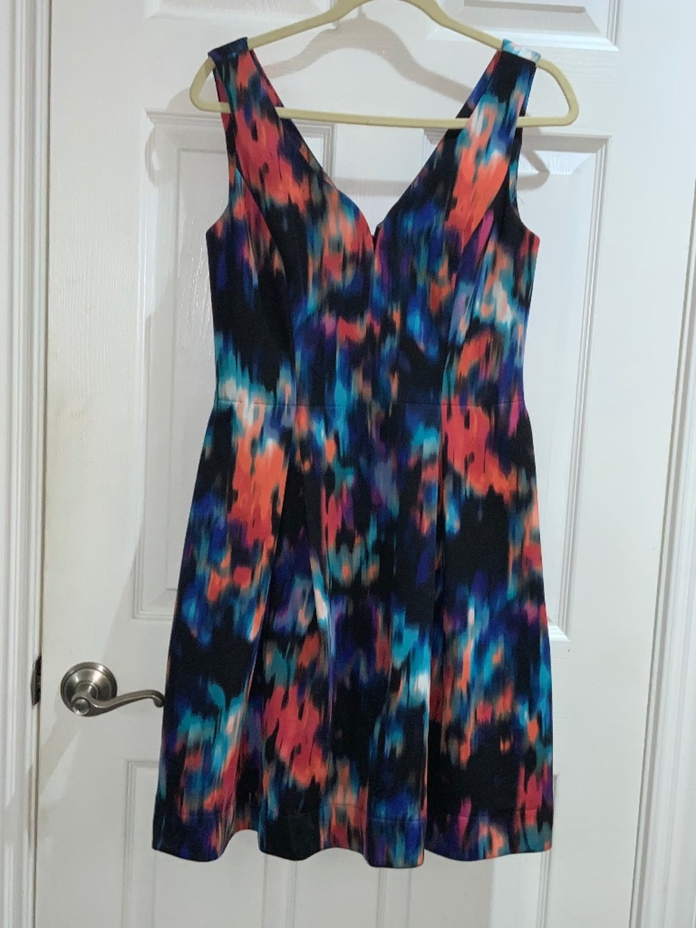 Calvin Klein fit flare watercolor print mini measures as M Sleeveless shaped hem